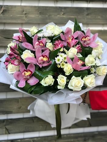 Букет цветов из: Розы и Хризантемы в Мишкино Республика Башкортостан