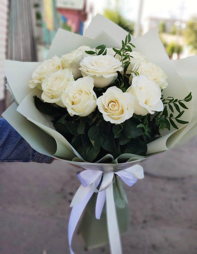 Белые розы Проуд в Мишкино Республика Башкортостан Букет Белые розы Проуд в Мишкино Республика Башкортостан